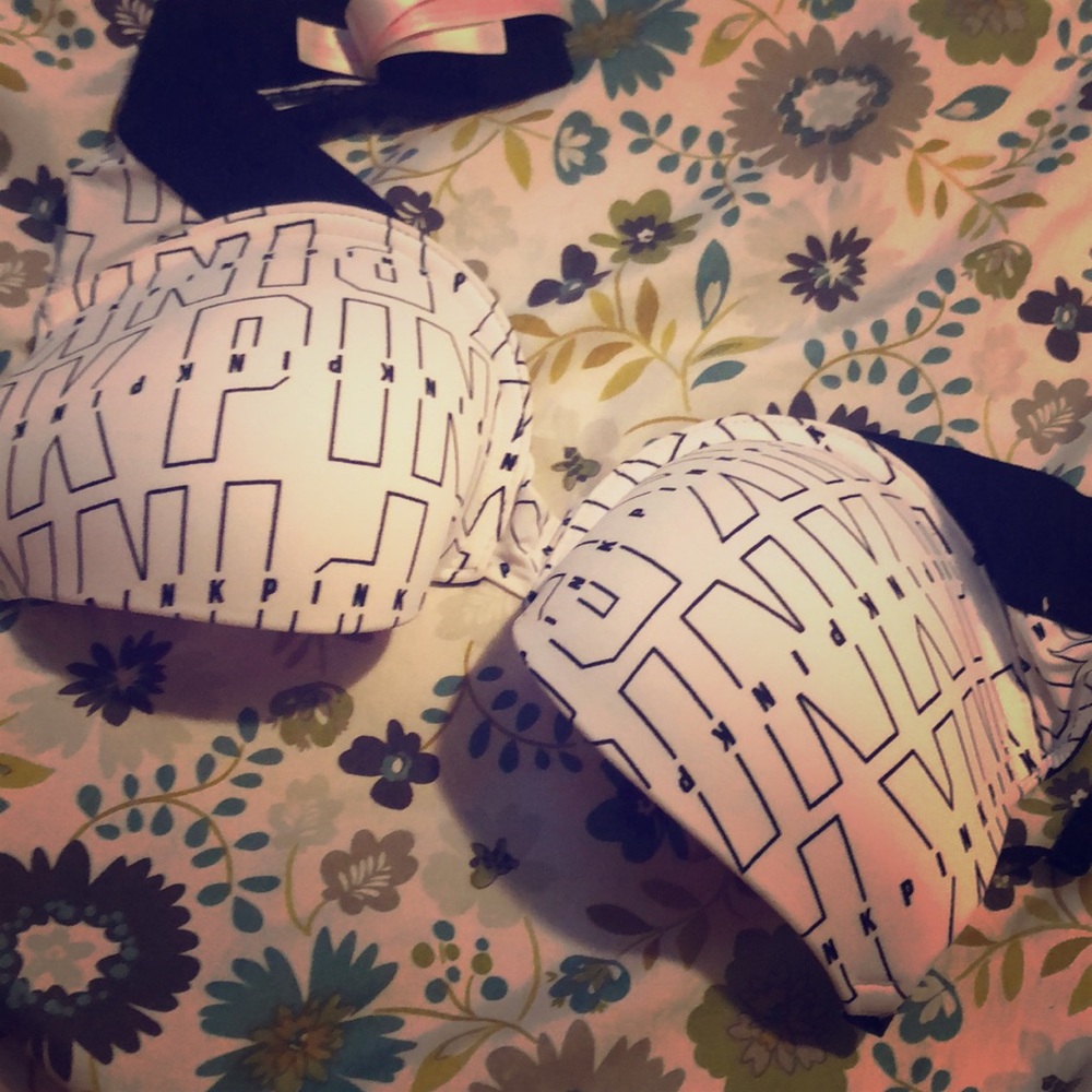 PINK Victoria secrets bra 32 D